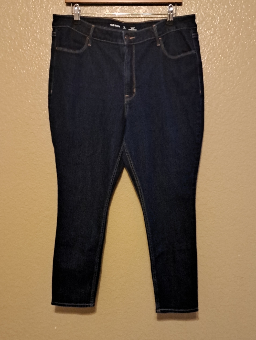 Old Navy Dark Blue Women's Stretch Jeans. High Rise Size 16 Short.